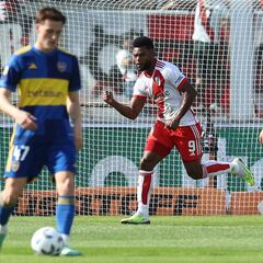 Borja marca en el Superclásico, pero Boca se clasifica a semis