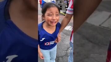 Niña ve por primera vez al Cruz Azul en vivo: “Mi sueño se cumplió”