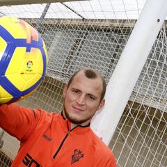 Lucas Alcaraz recupera a Zozulia ante el Numancia