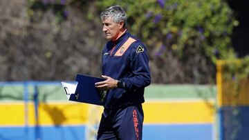 Setién dice estar ratificado por Las Palmas "pase lo que pase"