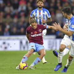 Con 'Chicharito' en la cancha, West Ham rescató empate