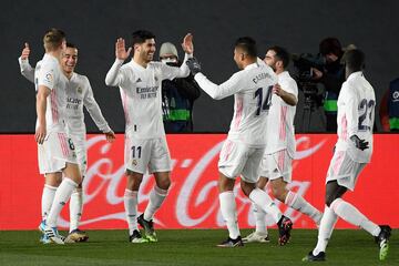 2-0. Marco Asensio celebró el segundo gol.