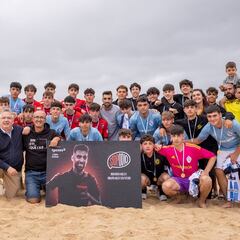 Brais Méndez e Igaxes organizan un torneo de fútbol playa contra el discurso de odio