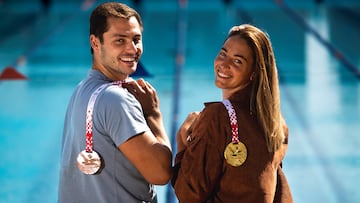 Alberto Munarriz, con el bronce europeo, y Maica García, con el oro, en la piscina del CAR de Sant Cugat.