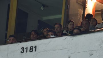 Diego Cocca, presente en el Cruz Azul vs Pumas en el Estadio Azteca.