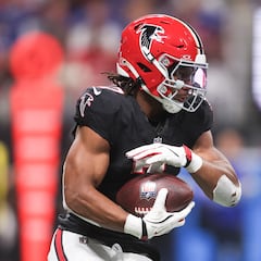 Fantasy Football top scorers by position:  NFL 2025 Week 6