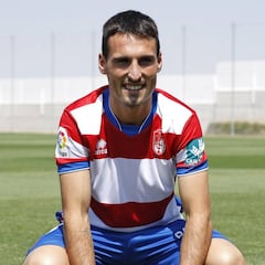 "El Granada merece por historia estar más arriba"