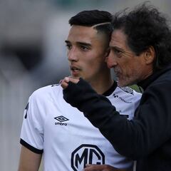 Mario Salas vs Colo Colo