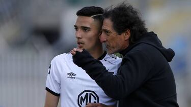 Mario Salas vs Colo Colo