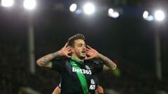 Joselu celebra su gol.