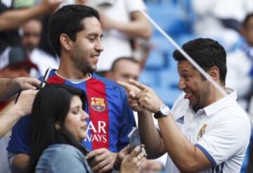 Ambiente dentro del estadio Santiago Bernabéu.