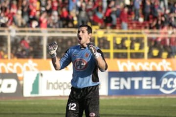 El arquero fue figura del Rangers semifinalista de 2008. Luego, jugó en Santiago Morning y Cobresal.