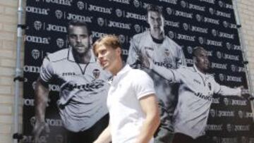 La no convocatoria de Feghouli coincide con la vuelta al once de Canales.