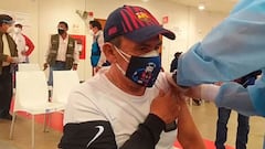 Hugo Sotil recibió la vacuna contra el coronavirus