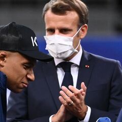 Macron presiona por Mbappé