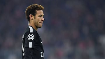 Neymar returns to Paris after Brazil trip