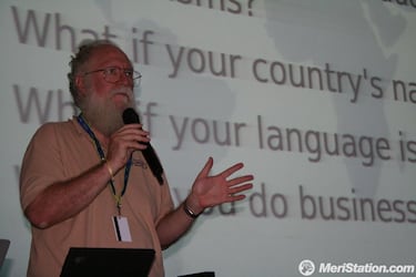 [CP] El padre de Ubuntu visita Campus Party