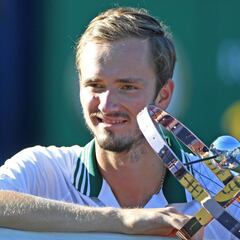 Medvedev acaba con 21 años de sequía rusa en Toronto