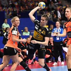 España mejora en su adiós
pero sucumbe ante Holanda