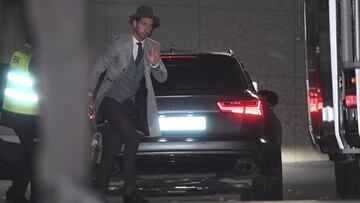 El ¨²ltimo look de Sergio Ramos: vestido a lo Frank Sinatra