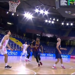 El precioso triple de Tristan Vukcevic al Barça en el Clásico