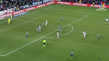 Comesa?a emul車 a Casemiro: el golazo que marc車 a la Real