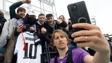 02/01/22 ENTRENAMIENTO DEL REAL AMDRID 
SEGUIDORES 
LUKA MODRIC 