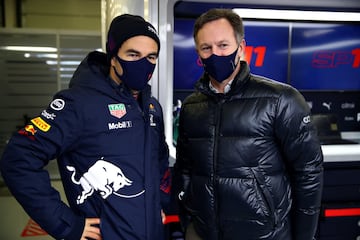 Sergio Pérez rodó con el RB15, monoplaza con el que la escudería compitió en el 2019, en el circuito de Silverstone.