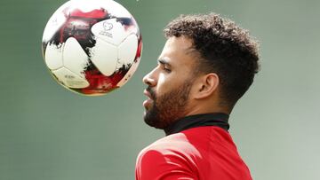 Sin Bale por sanción, Robson-Kanu se cae de la lista de Gales