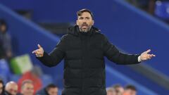 Sarabia vuelve a casa en su peor momento