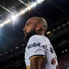 Dani Alves: ¿Debe ser medio o lateral con Pumas?