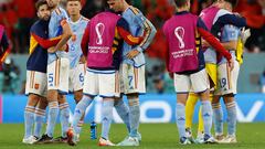 Los jugadores de la selección española muy tristes tras ser eliminados en la tanda de penaltis. 