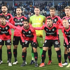 El Tenerife vuelve a ganar en El Toralín seis años después