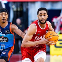 Hunt lidera un disfrute