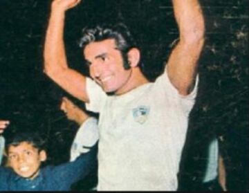 Elson Beiruth (brasileño) se convirtió en leyenda de Colo Colo, donde llegó en 1965 procedente de Flamengo. Falleció en agosto de 2012, en Santiago. 