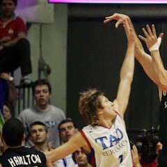 Madrid-Baskonia: solo una final, la del triple de Alberto Herreros