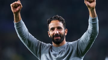 El director técnico portugués dirigió su último partido con Sporting Lisboa por UEFA Champions League y goleó al campeón de la Premier League.