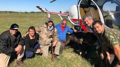 Cavani desata la polémica: caza un jabalí y lo publica en redes