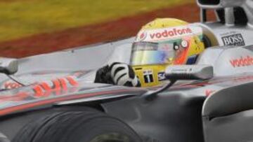 <b>CAMPEÓN DEL MUNDO.</b> Lewis Hamilton consiguió el Mundial de pilotos de Fórmula 1 en una angustiosa carrera que se decidió en los últimos 500 metros a favor del piloto inglés.