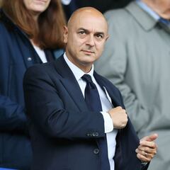 Levy: “Traer a Mourinho y Conte fue un error”