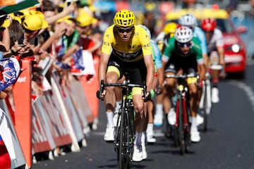 Chris Froome a unos metros de cruzar la línea de meta de la 15ª etapa del Tour de Francia