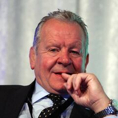 Beaumont to stand for top World Rugby executive post