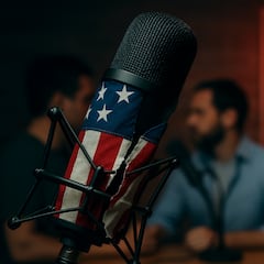 Comedian Phoebe Robinson bashes Joe Rogan and other manosphere podcasters: “You have to live with what you did”