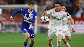 Vargas, tras la estela de Rakitic... y Saúl