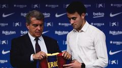 Eric Garc&iacute;a y Laporta, durante su presentaci&oacute;n.