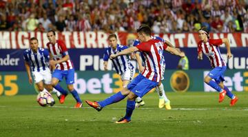 Gameiro marcó el 1-0 de penalti.