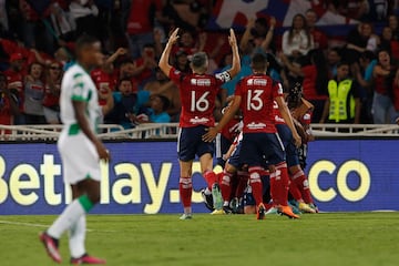 Atlético Nacional e Independiente Medellín empataron en el clásico paisa de la décima jornada de la Liga BetPlay 2023-I. Luciano Pons y Dorlan Pabón marcaron los dos goles del compromiso.