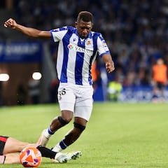 La Real Sociedad y el Paris FC negocian el traspaso de Hamari Traoré