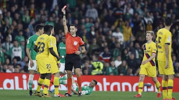 09/02/20 PARTIDO PRIMERA DIVISION
BETIS - BARCELONA
ARBITRO SANCHEZ MARTINEZ EXPULSION TARJETA ROJA CLEMENT LENGLET