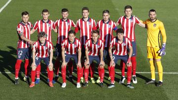 Los jugadores del Atl&eacute;tico B antes de un partido.